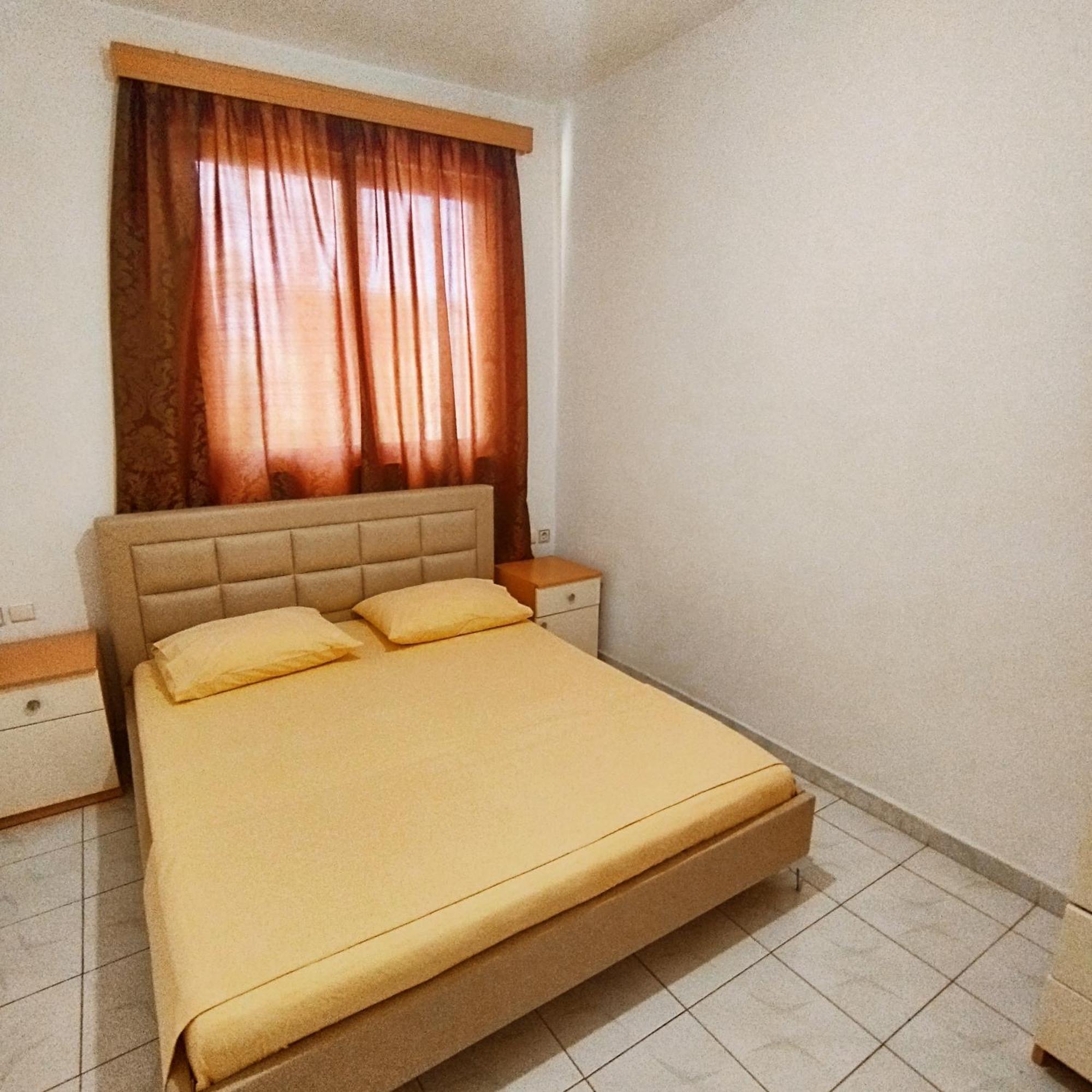 Mejdi Apartments Saranda Oda fotoğraf