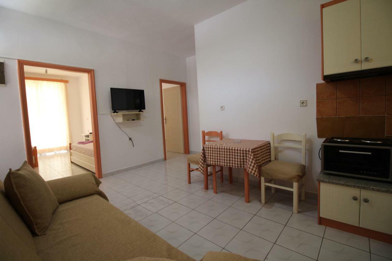 Mejdi Apartments Saranda Dış mekan fotoğraf